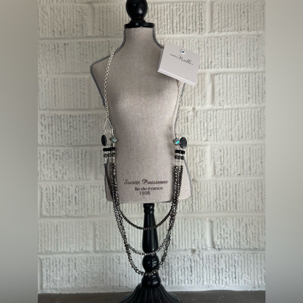 New Simply Noelle Black/Grey 20” Necklace ( Includes Extender) Fall 2024